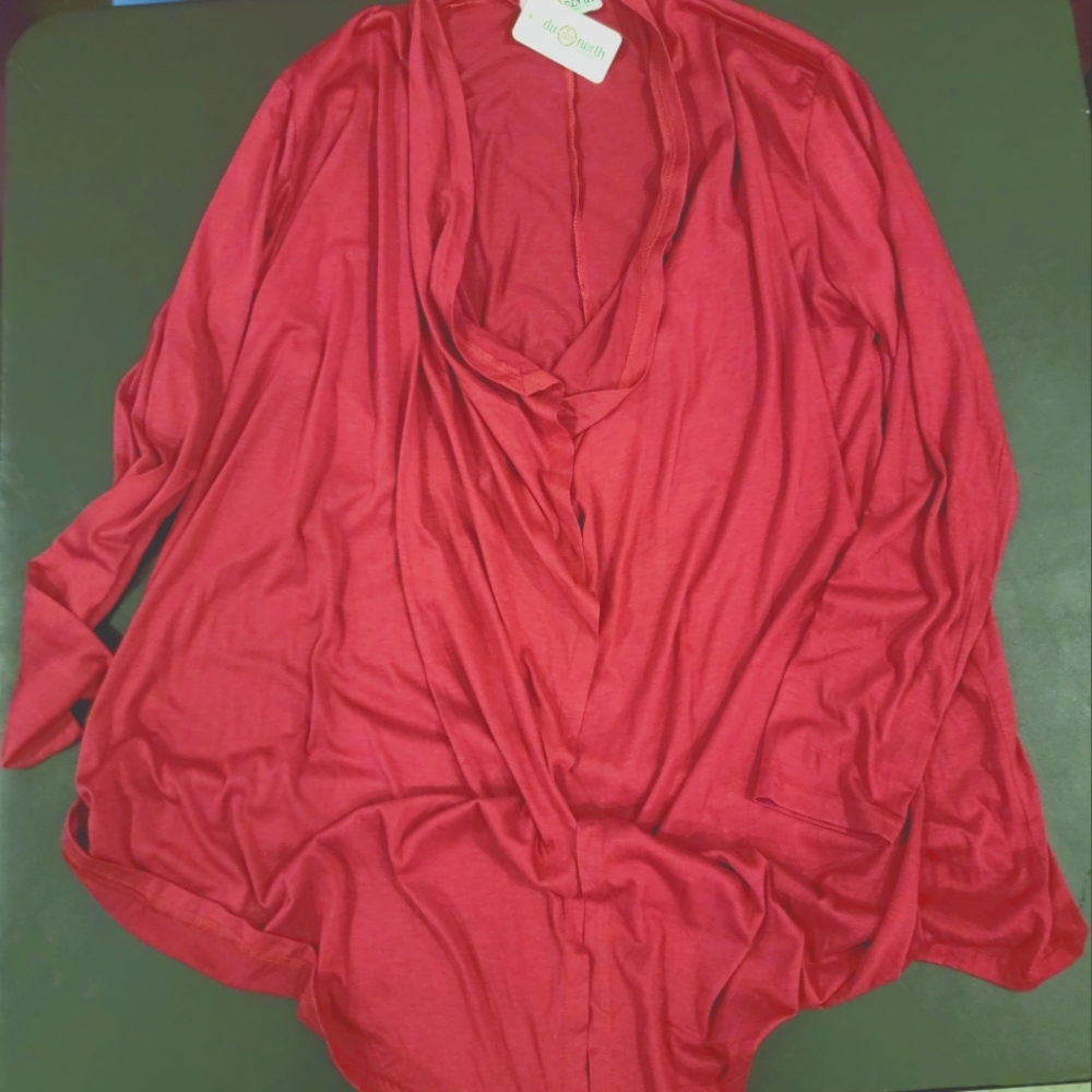 NWT Du North cardigan in fuchsia size xxl